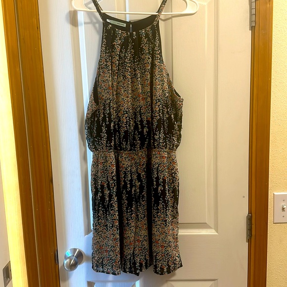 Maurice’s floral print romper - Picture 2 of 3